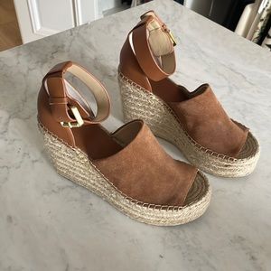 Marc Fisher wedges